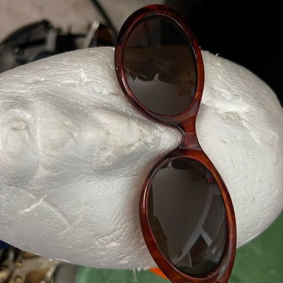 Betsey Johnson Accessories - Betsey Johnson Brown Sunglasses